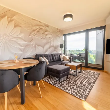 P R A T U M 46 * Mikołajki